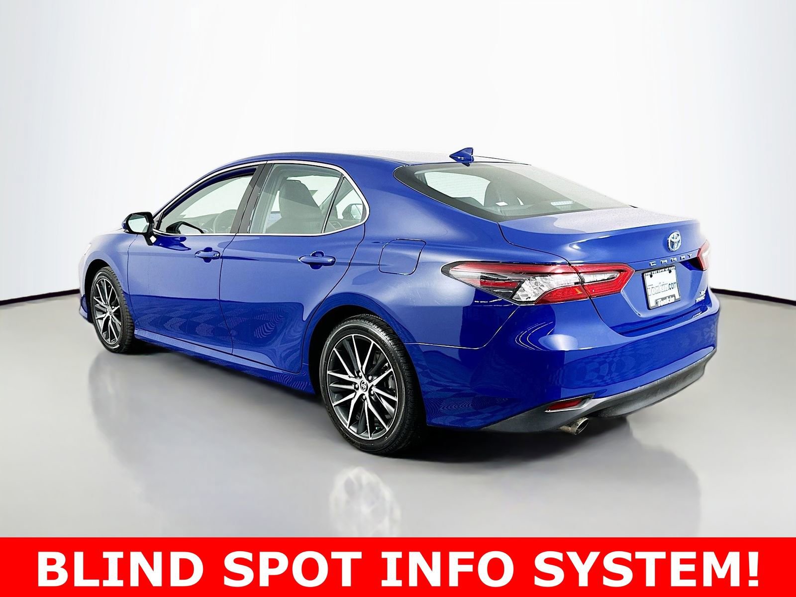 Certified 2024 Toyota Camry XLE w/ Navigation Package image 5