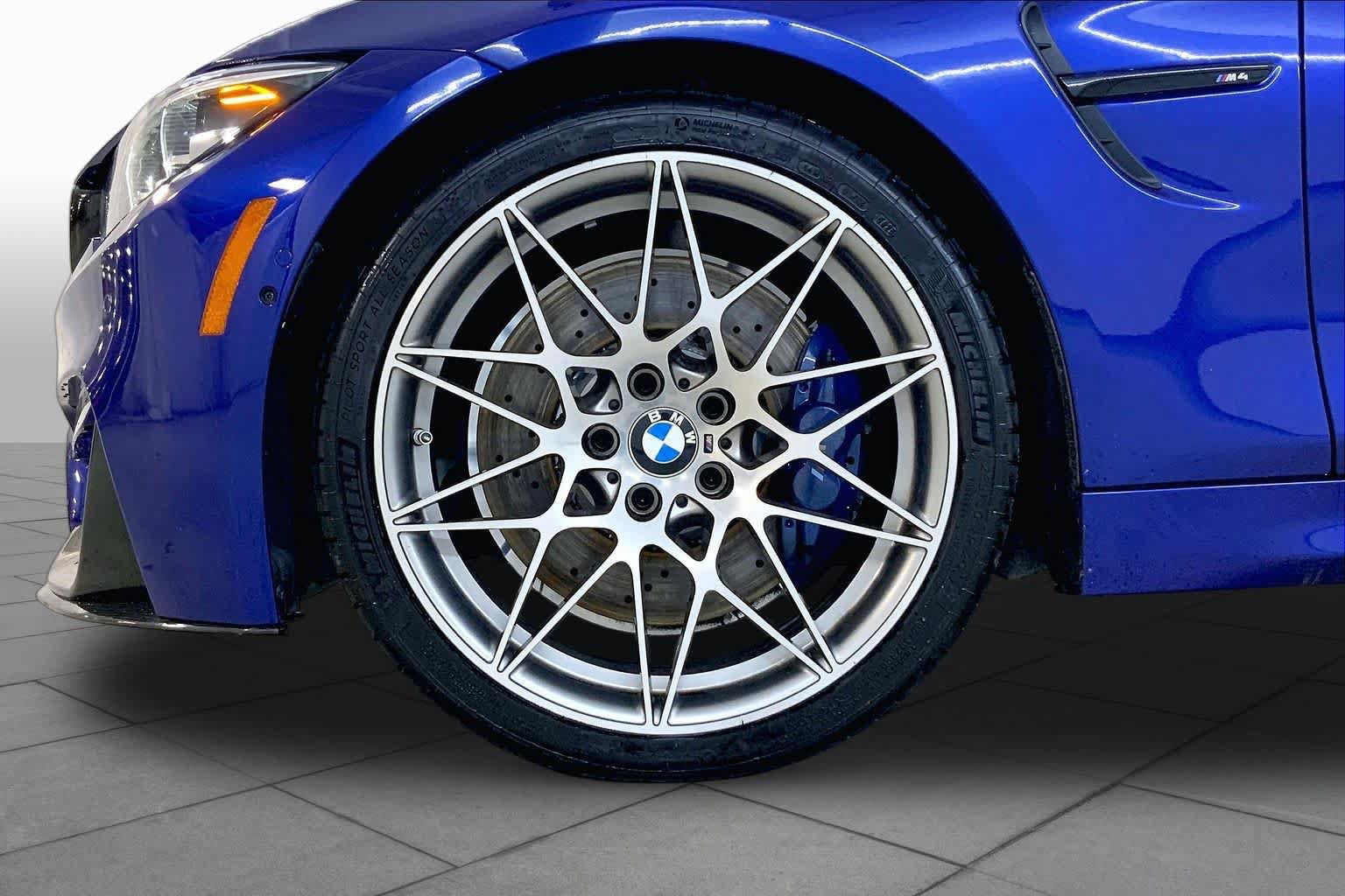 Used 2020 BMW M4 Convertible w/ Competition Package RWD image 10