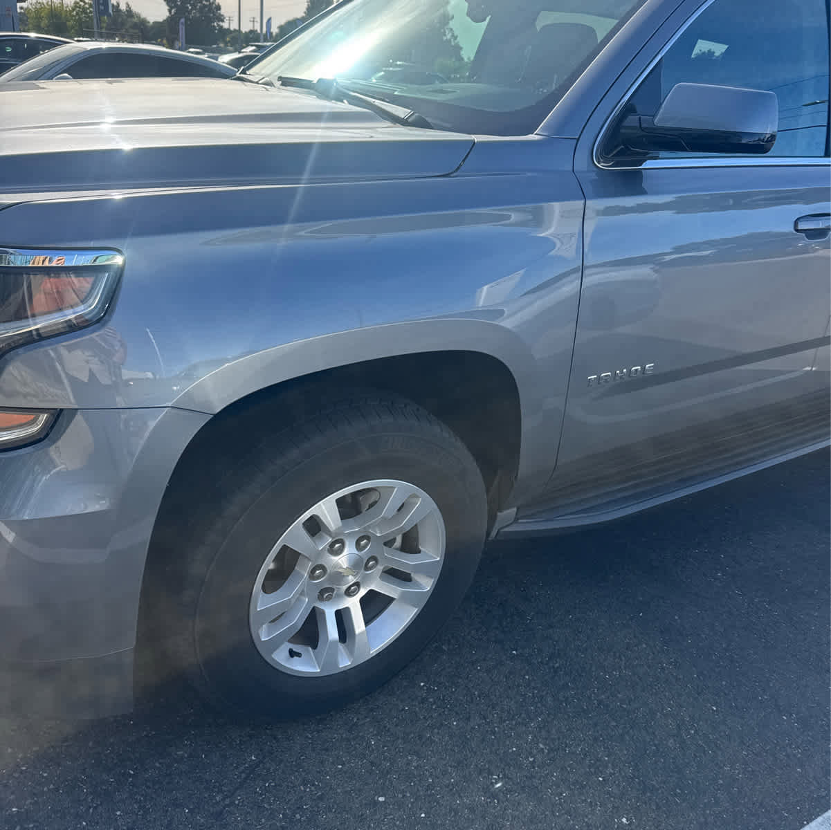 Used 2018 Chevrolet Tahoe LT image 3