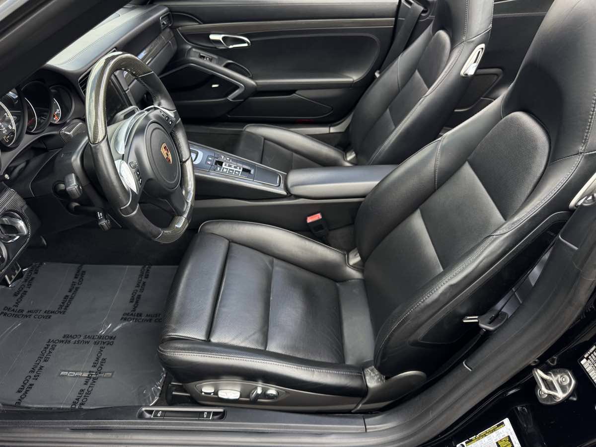 Used 2016 Porsche 911 Turbo image 18
