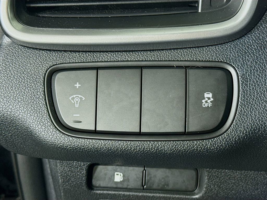 Used 2019 Kia Sorento L image 17