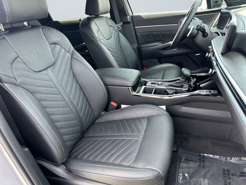 Used 2024 Kia Sorento SX Prestige image 15