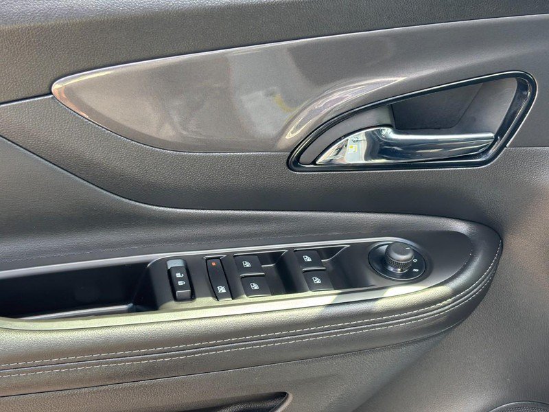 Certified 2022 Buick Encore Preferred AWD/4WD image 16