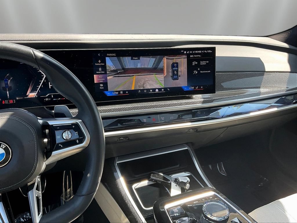Used 2023 BMW 760i xDrive w/ Executive Package AWD/4WD image 9