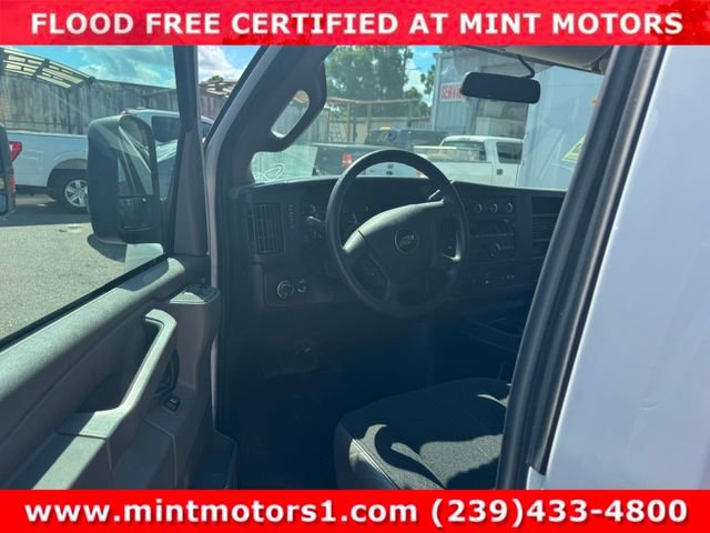 Used 2023 Chevrolet Express 2500 w/ Driver Convenience Package image 2