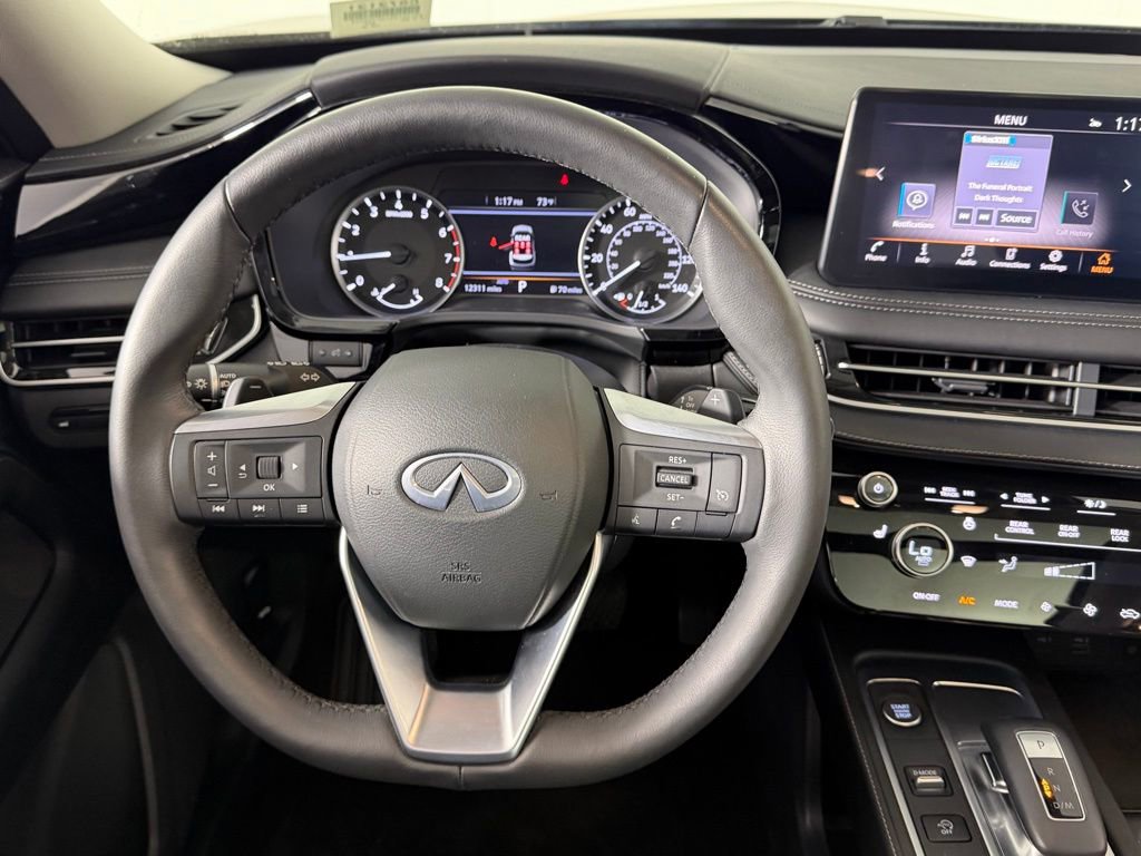 Used 2025 INFINITI QX60 Pure image 11