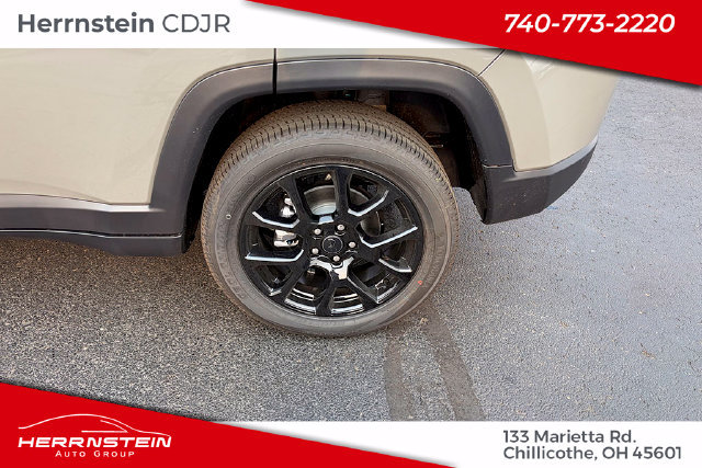 New 2026 Jeep Compass Latitude AWD/4WD image 24
