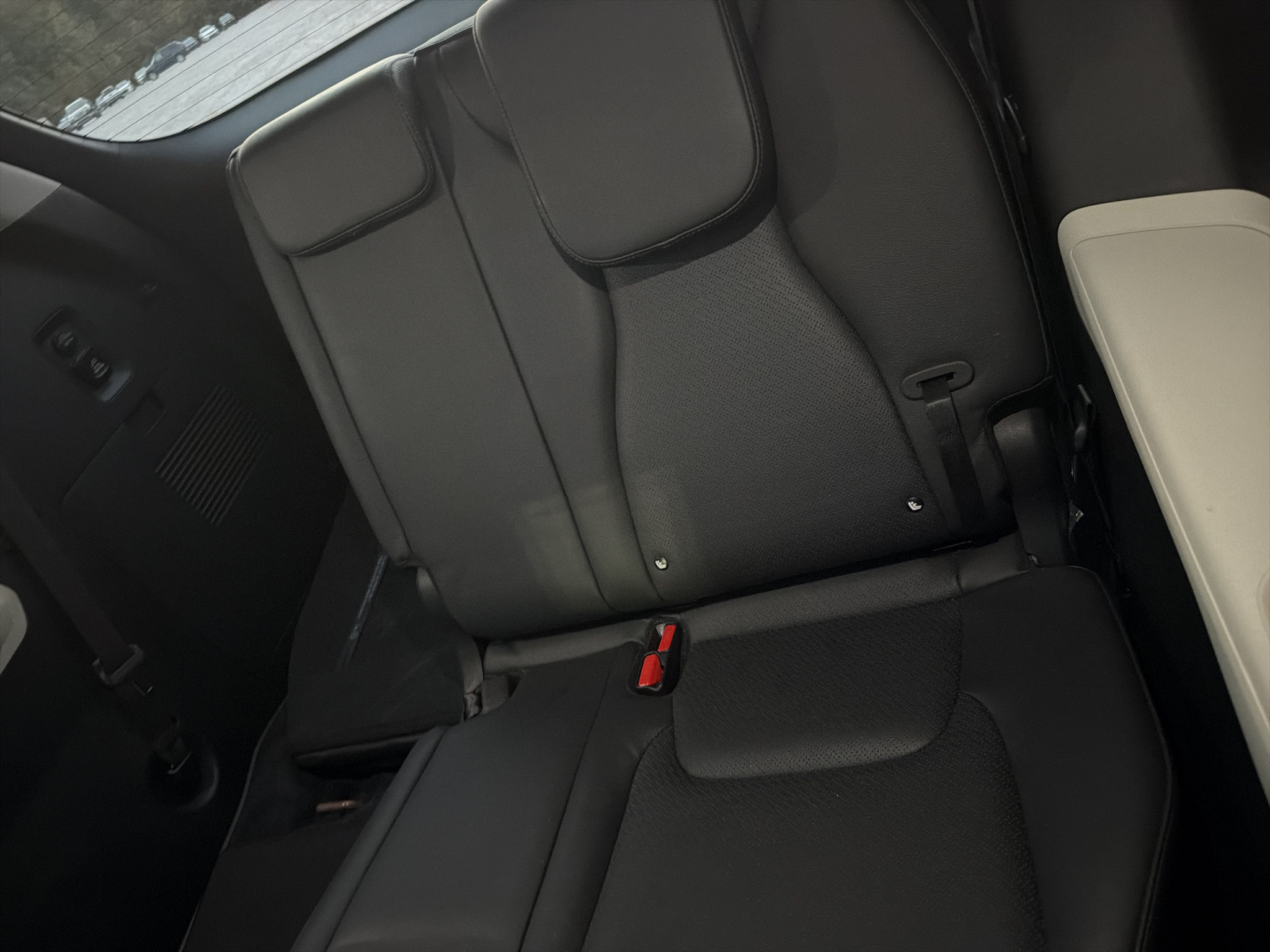 Used 2022 Kia Carnival SX Prestige FWD image 9