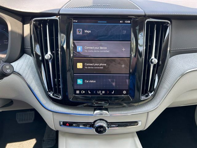 New 2025 Volvo XC60 T8 Ultra w/ Protection Package Premier image 24