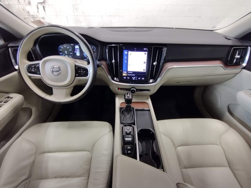 Used 2021 Volvo S60 T6 Momentum w/ Advanced Package AWD/4WD image 44