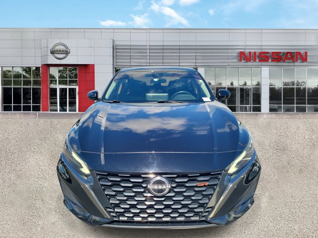 Certified 2023 Nissan Altima 2.5 SR w/ SR Premium Package FWD image 7