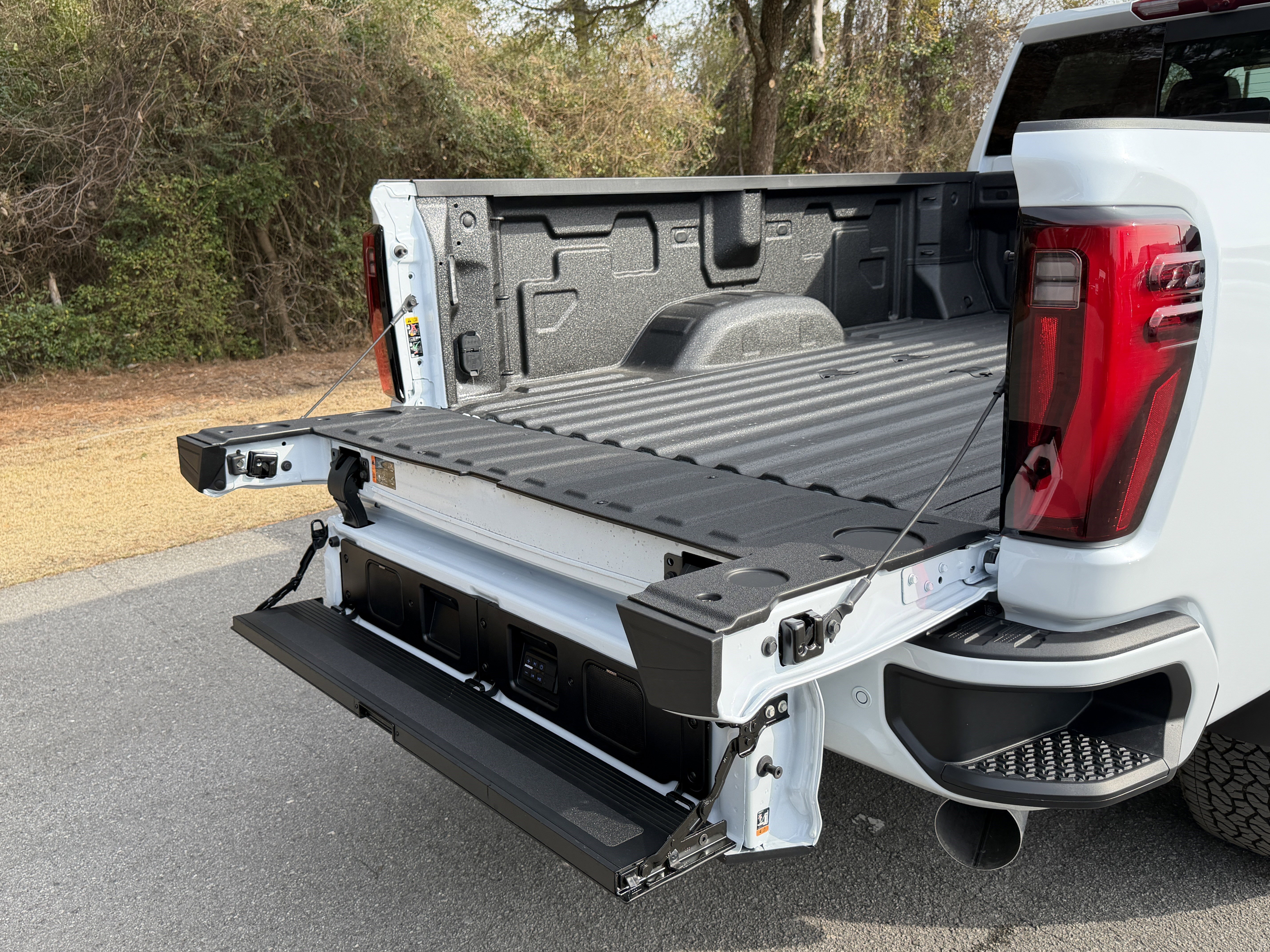 New 2026 GMC Sierra 3500 Denali Ultimate image 15