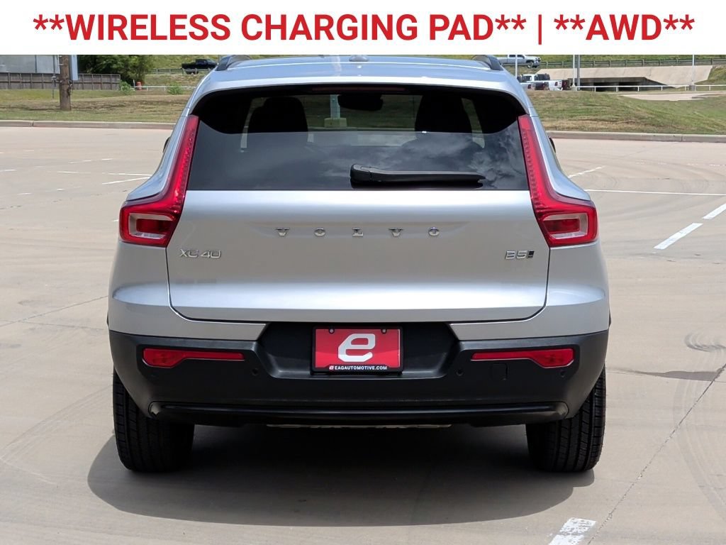 Used 2025 Volvo XC40 B5 Plus AWD/4WD image 7
