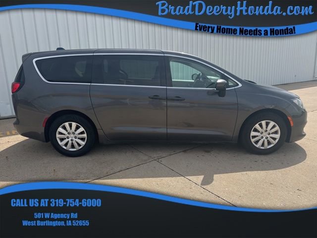 Used 2018 Chrysler Pacifica L