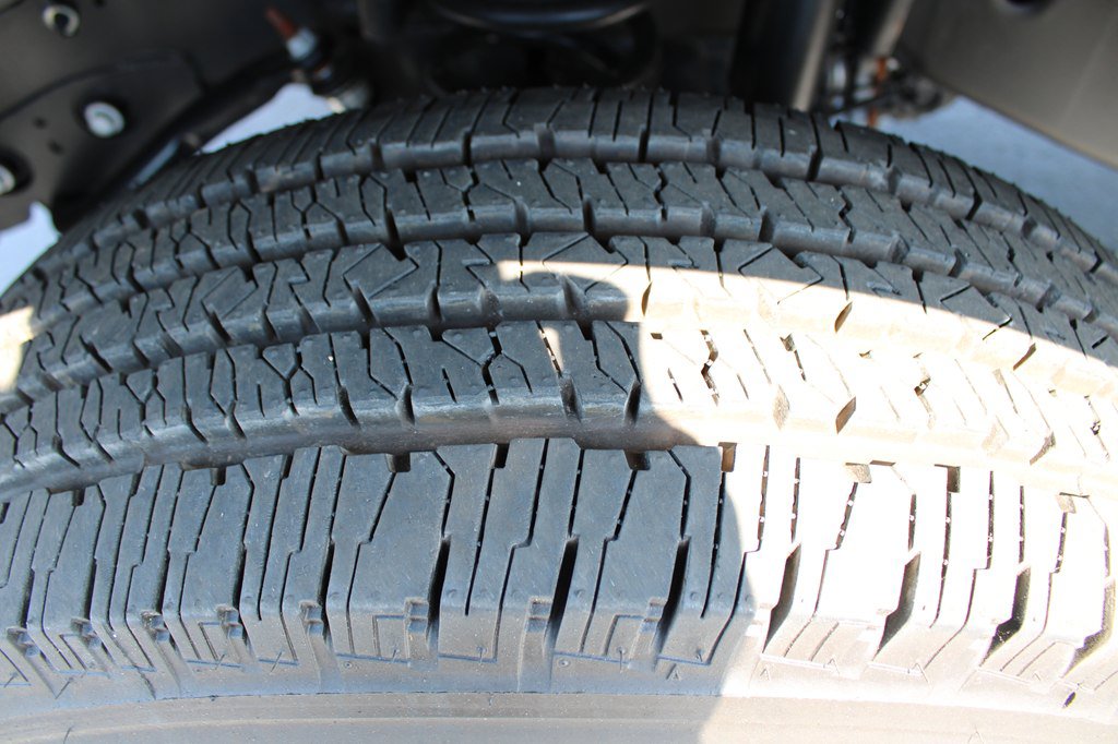 Used 2024 RAM 2500 Tradesman w/ Chrome Appearance Group AWD/4WD image 29