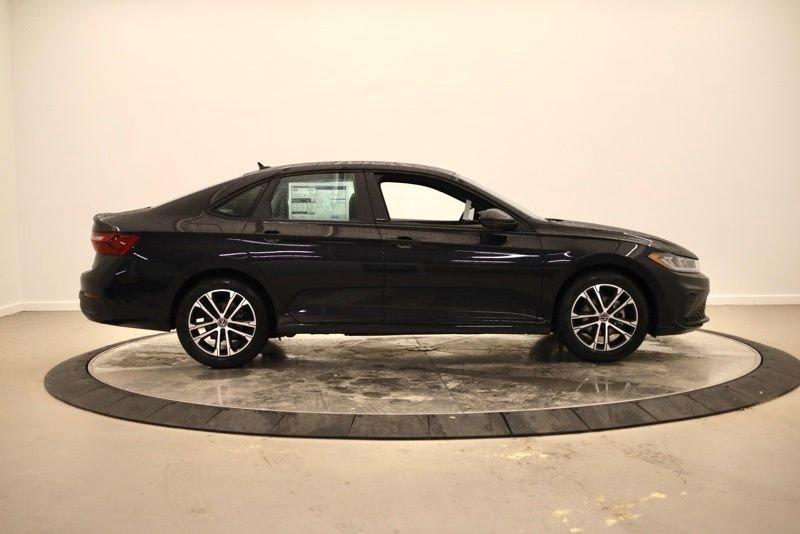 New 2026 Volkswagen Jetta Sport image 2