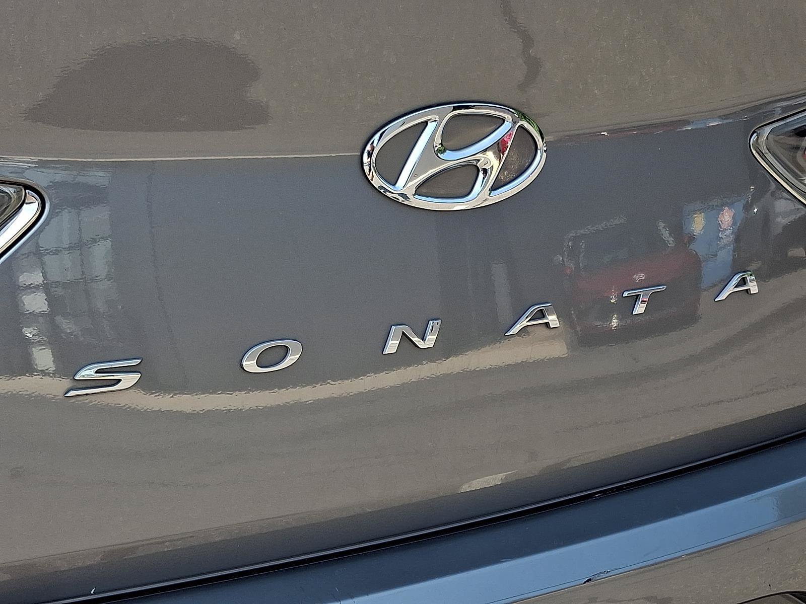 Used 2018 Hyundai Sonata Limited FWD image 29