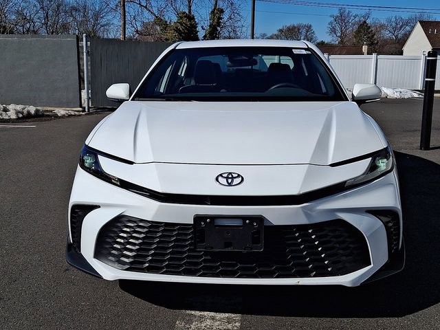 Certified 2025 Toyota Camry SE image 2
