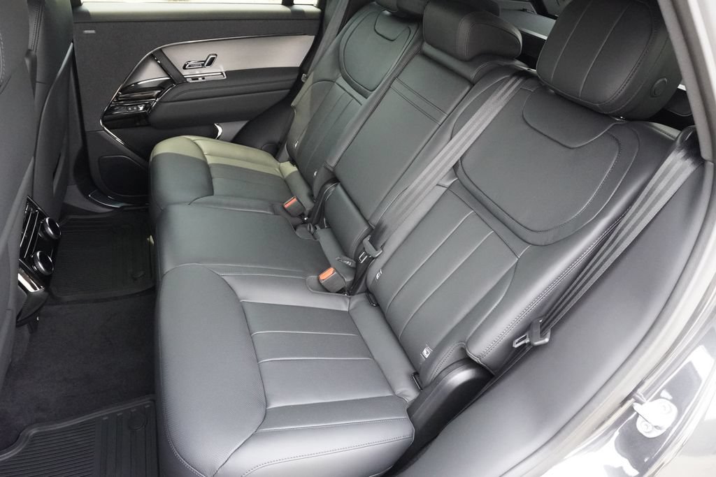 New 2026 Land Rover Range Rover Sport Dynamic SE AWD/4WD image 30