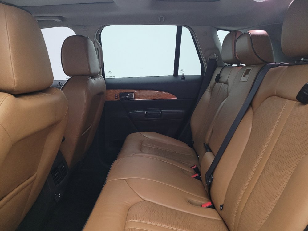 Used 2013 Lincoln MKX AWD image 18