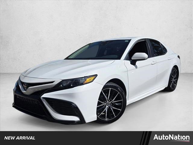 Used 2021 Toyota Camry SE