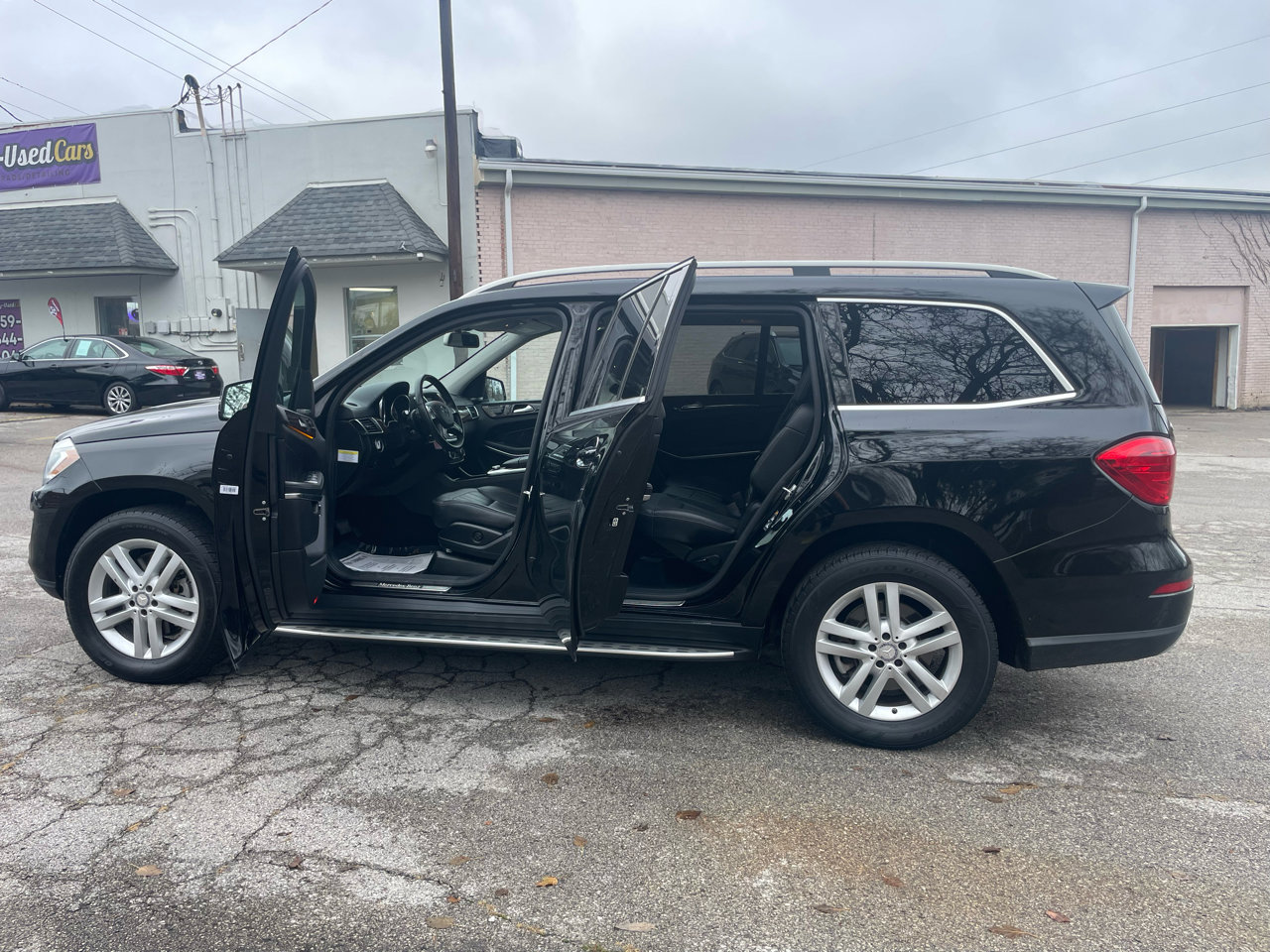 Used 2014 Mercedes-Benz GL 450 4MATIC image 12