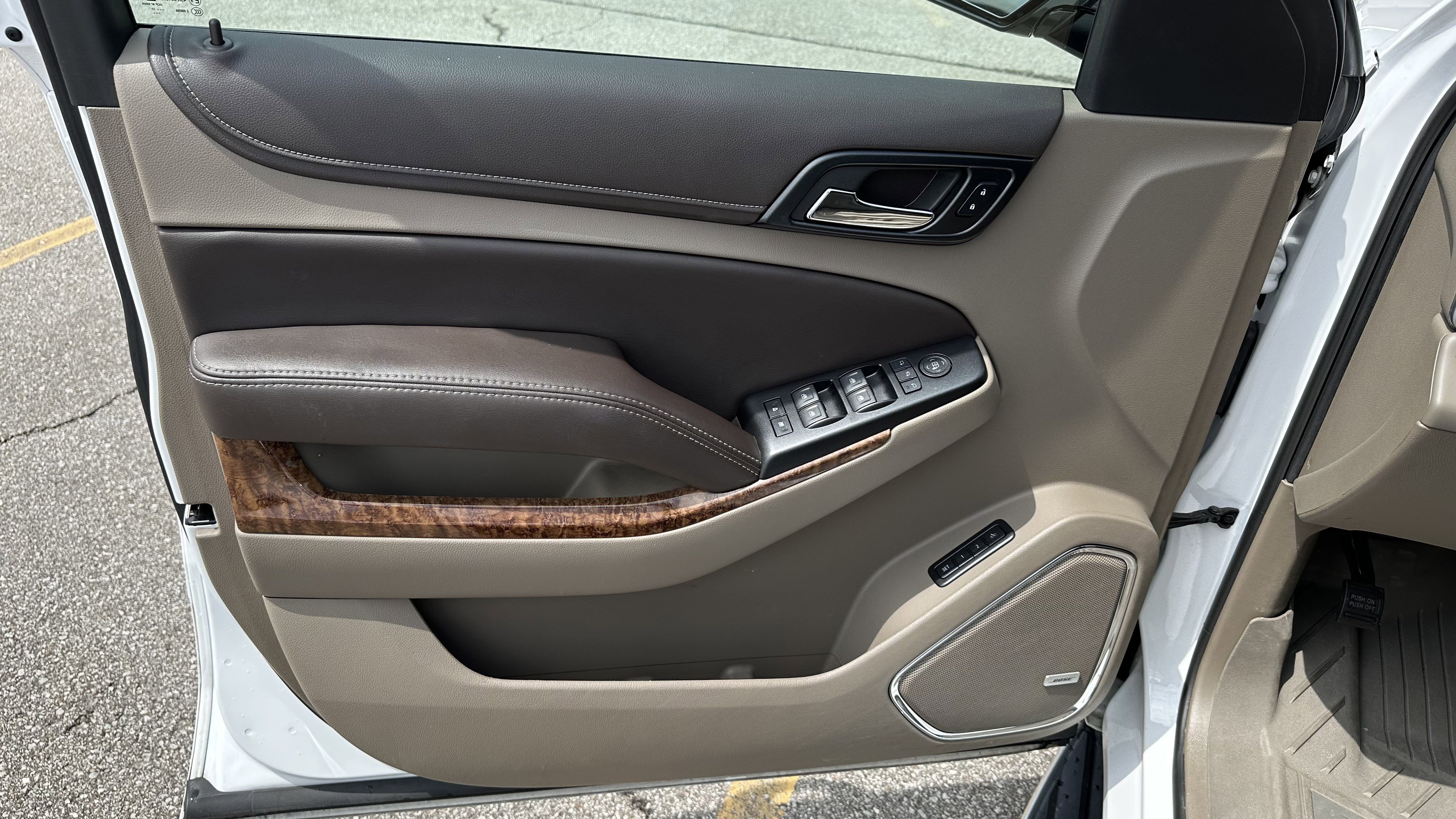 Used 2017 Chevrolet Tahoe Premier AWD/4WD image 16