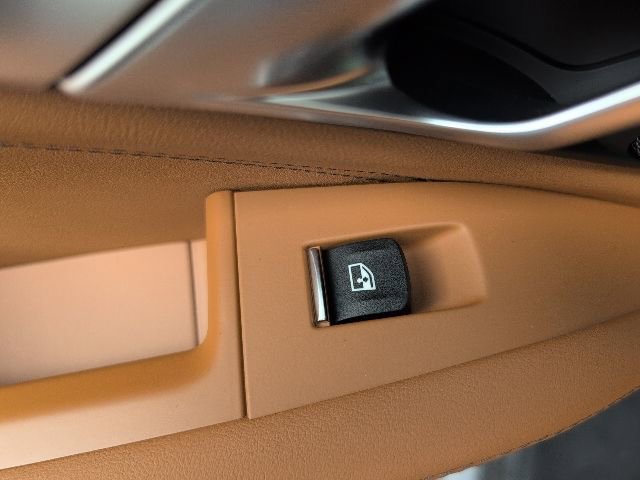 New 2026 BMW X5 xDrive40i AWD/4WD image 32