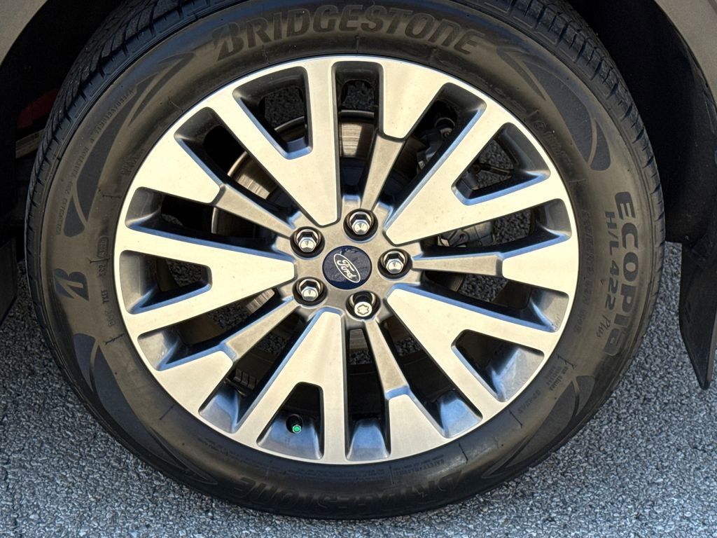 Used 2020 Ford Escape Titanium w/ Titanium Premium Package 2.0 image 10