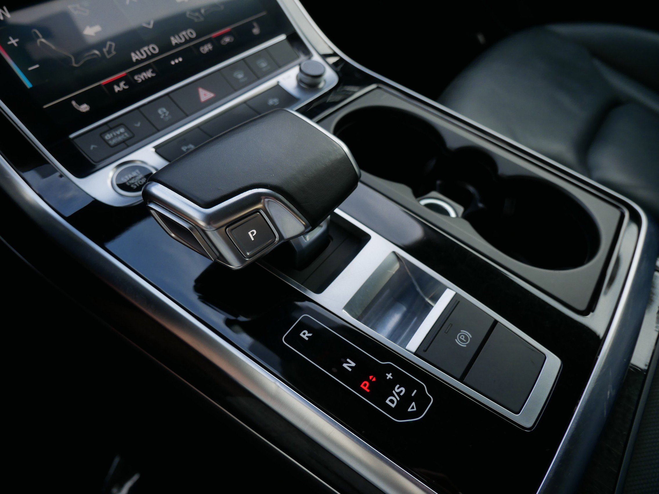 Used 2022 Audi Q7 Premium Plus image 16