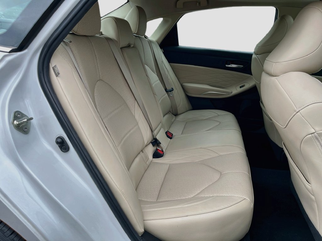 Used 2019 Toyota Avalon Limited w/ Advanced Safety Package FWD image 33
