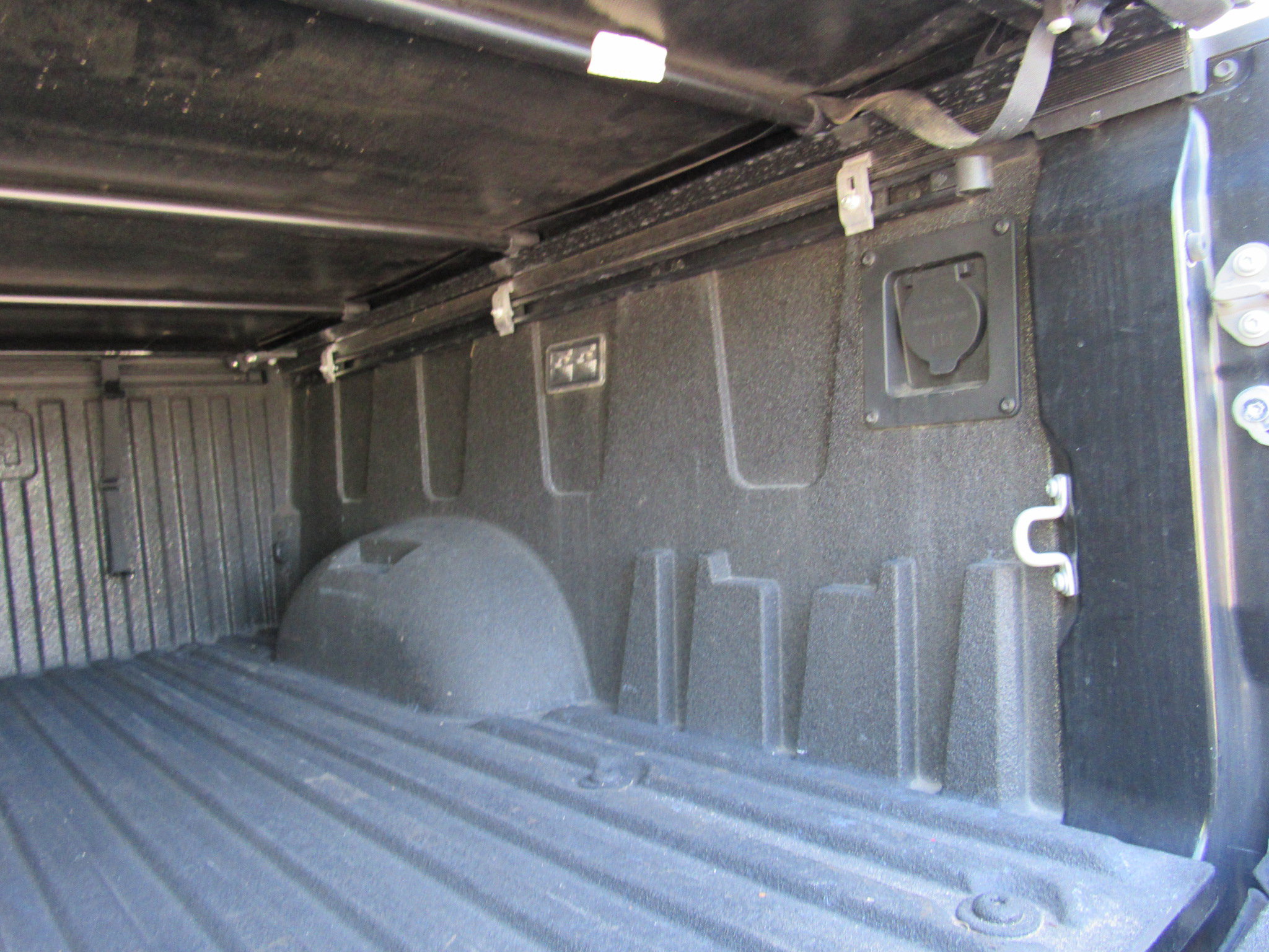 Used 2023 Toyota Tundra Platinum AWD/4WD image 47