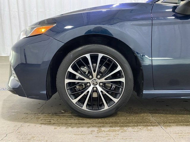 Used 2020 Toyota Camry SE image 23
