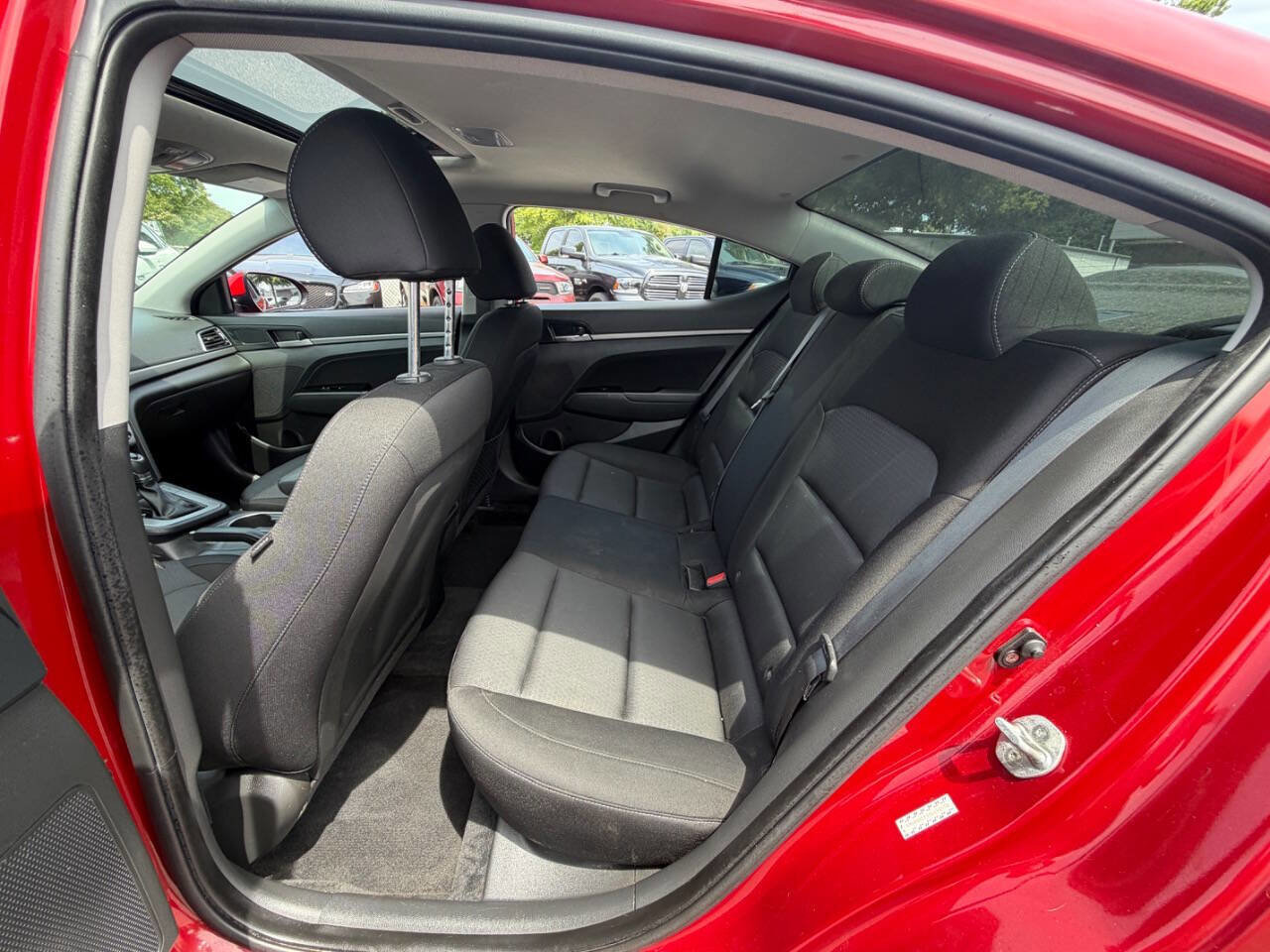 Used 2017 Hyundai Elantra Value Edition FWD image 29