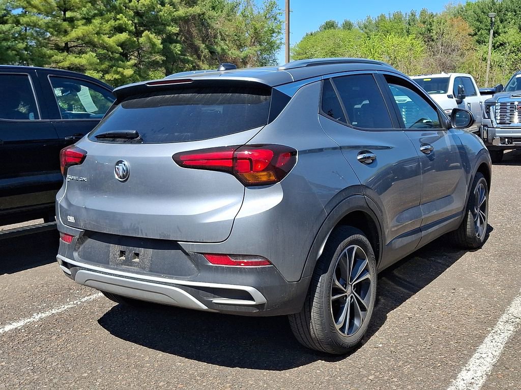 Certified 2023 Buick Encore GX Select w/ Safety Package II AWD/4WD image 4