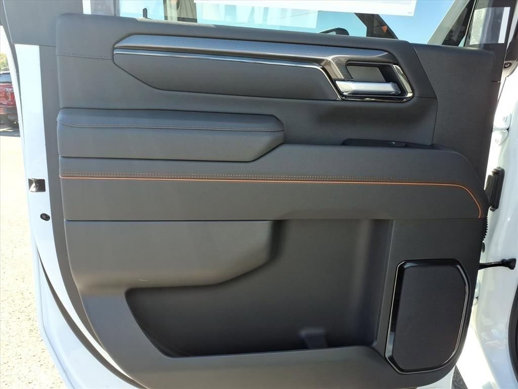 New 2026 GMC Sierra 2500 AT4 w/ AT4 Premium Plus Package image 17