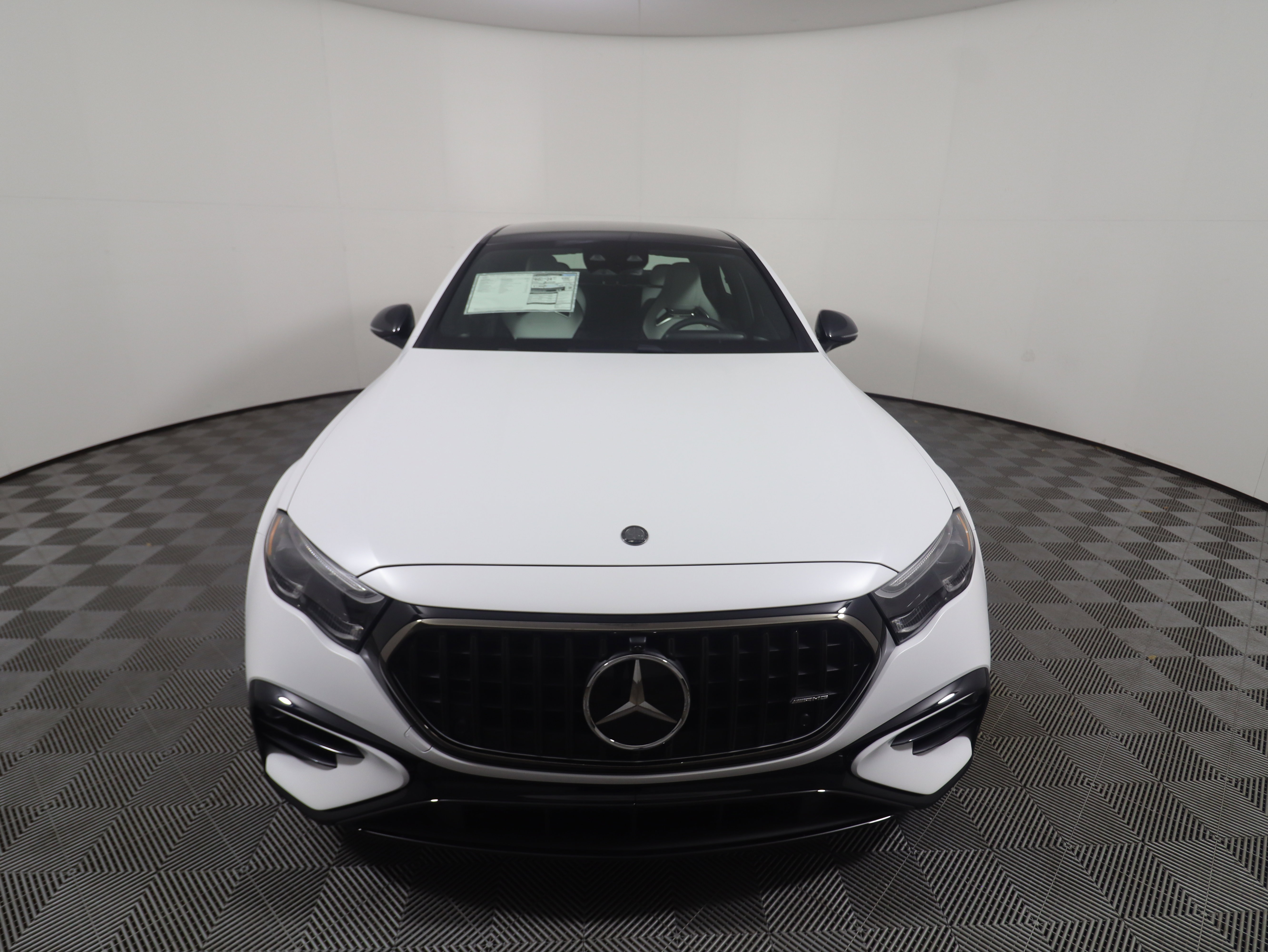 New 2026 Mercedes-Benz E 53 AMG e 4MATIC Sedan image 8