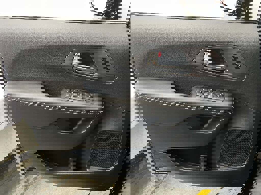 New 2026 Chrysler Pacifica Select image 20