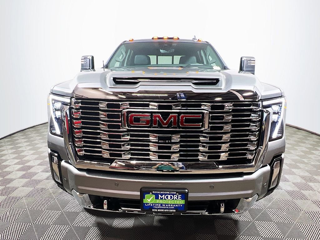 New 2026 GMC Sierra 3500 Denali w/ Denali Reserve Package image 2