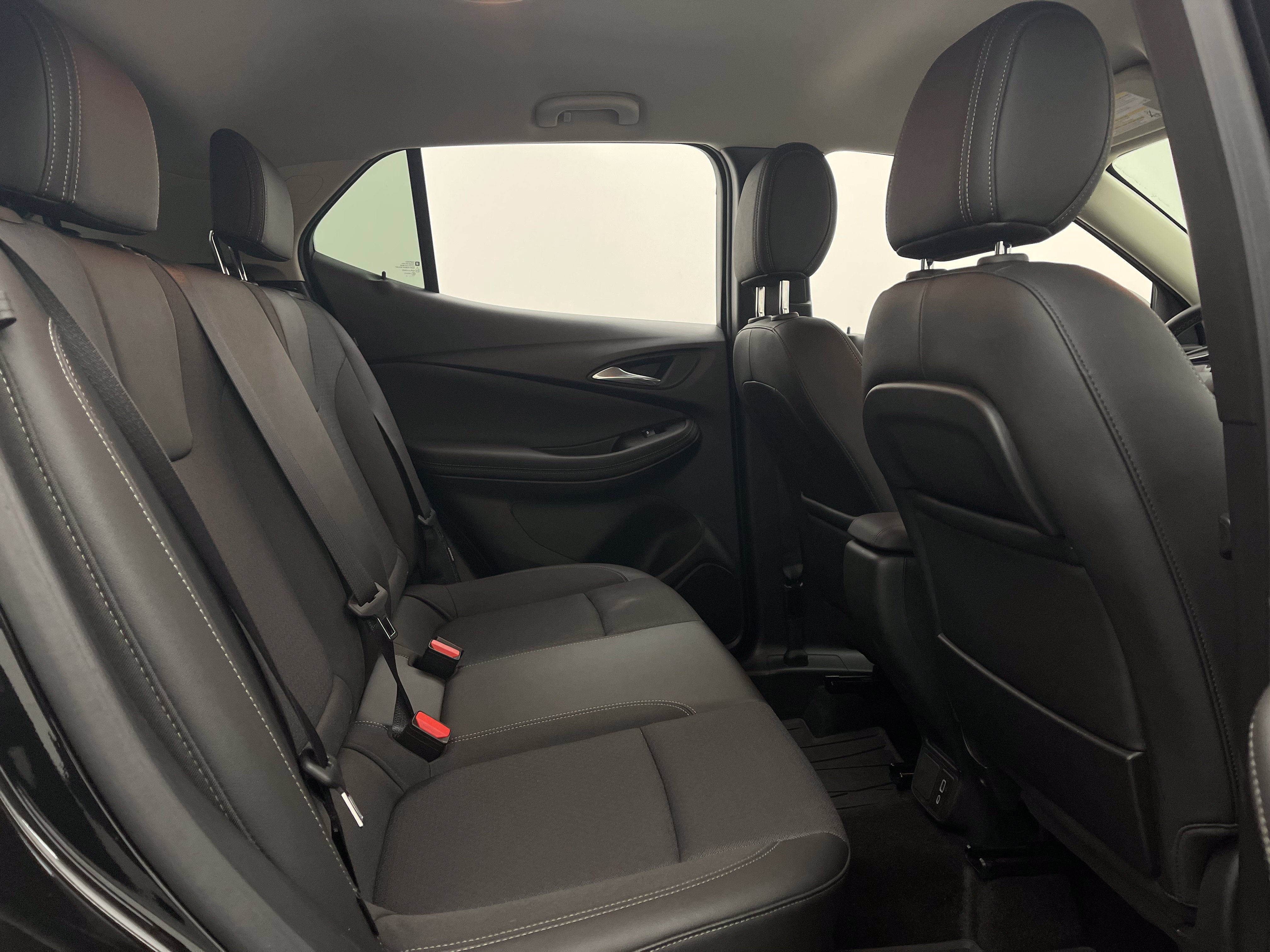 Used 2023 Buick Encore GX Preferred w/ Cold Weather Comfort Package AWD/4WD image 30