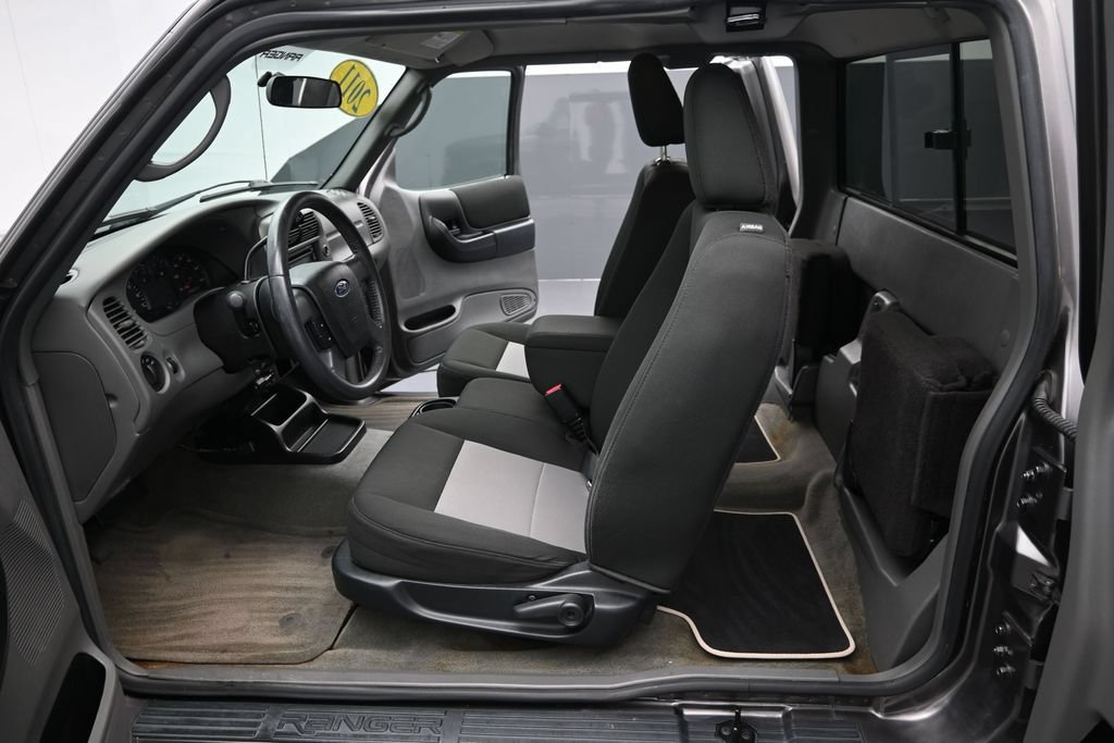 Used 2011 Ford Ranger XLT w/ Bright Trim Group RWD image 13