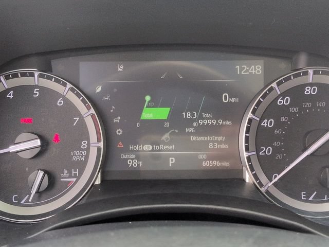 Used 2022 Toyota Highlander XLE AWD/4WD image 27