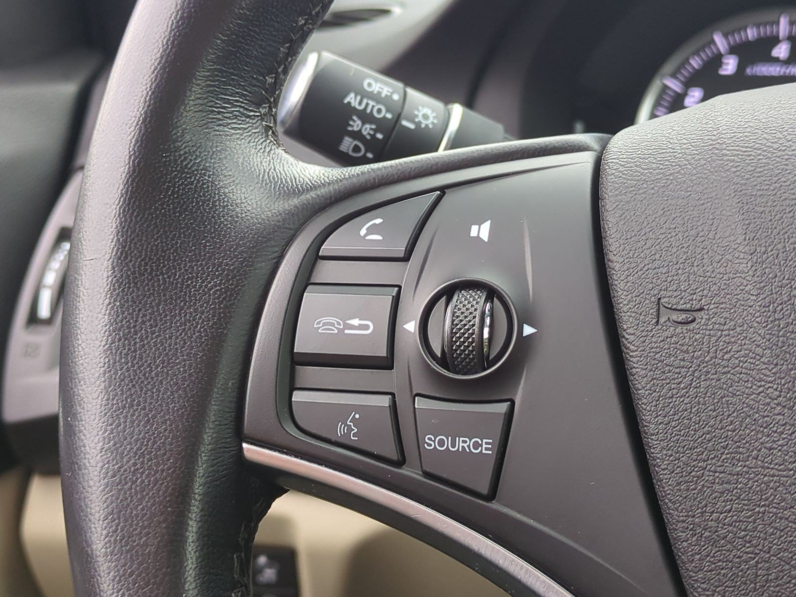 Used 2016 Acura MDX SH-AWD image 19