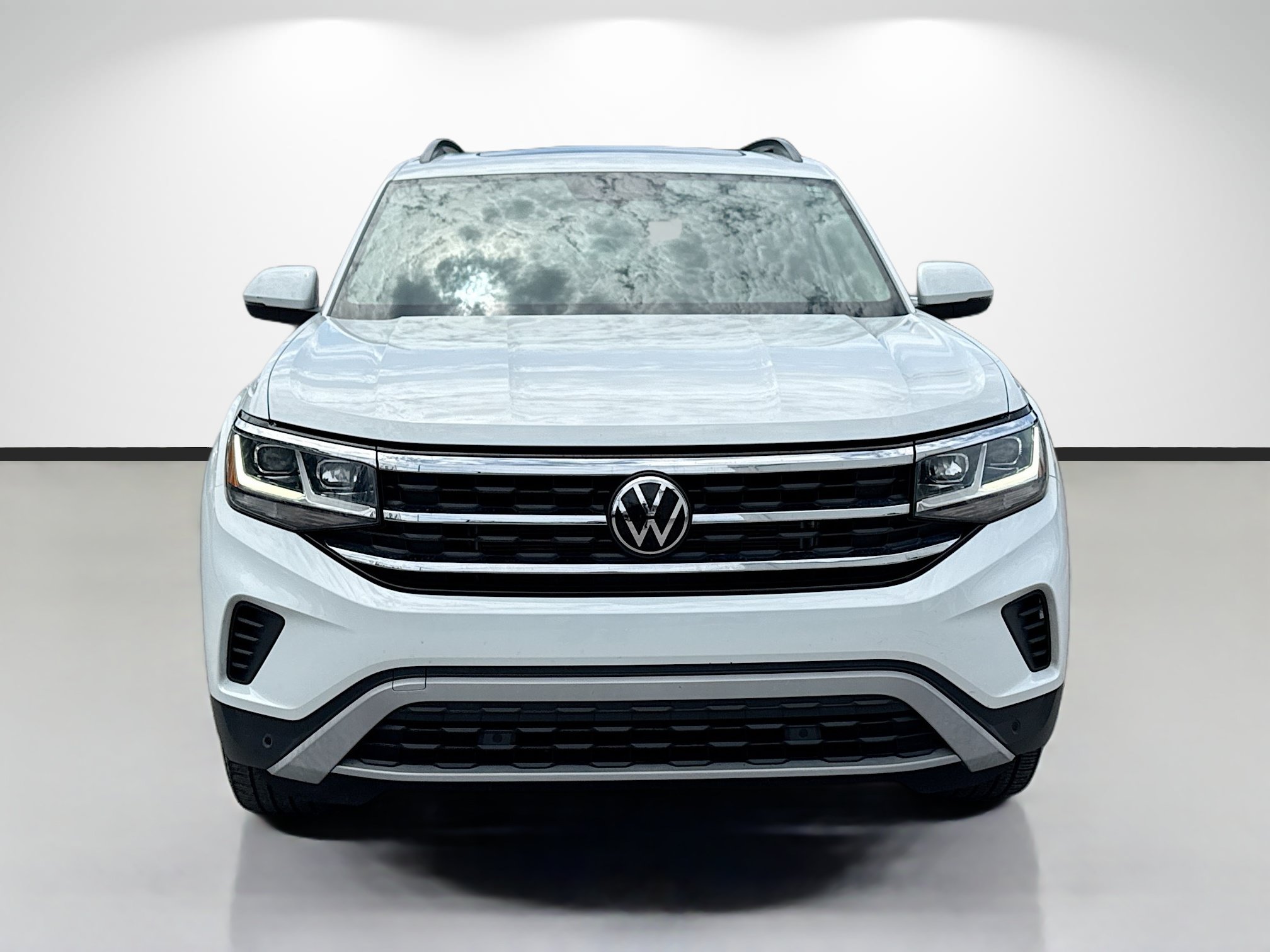 Used 2023 Volkswagen Atlas SE w/ Panoramic Sunroof Package FWD image 8