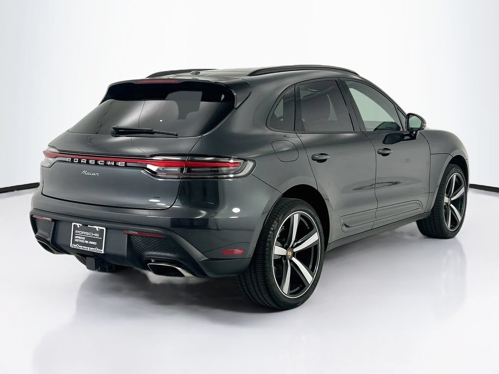 Certified 2025 Porsche Macan AWD/4WD image 7