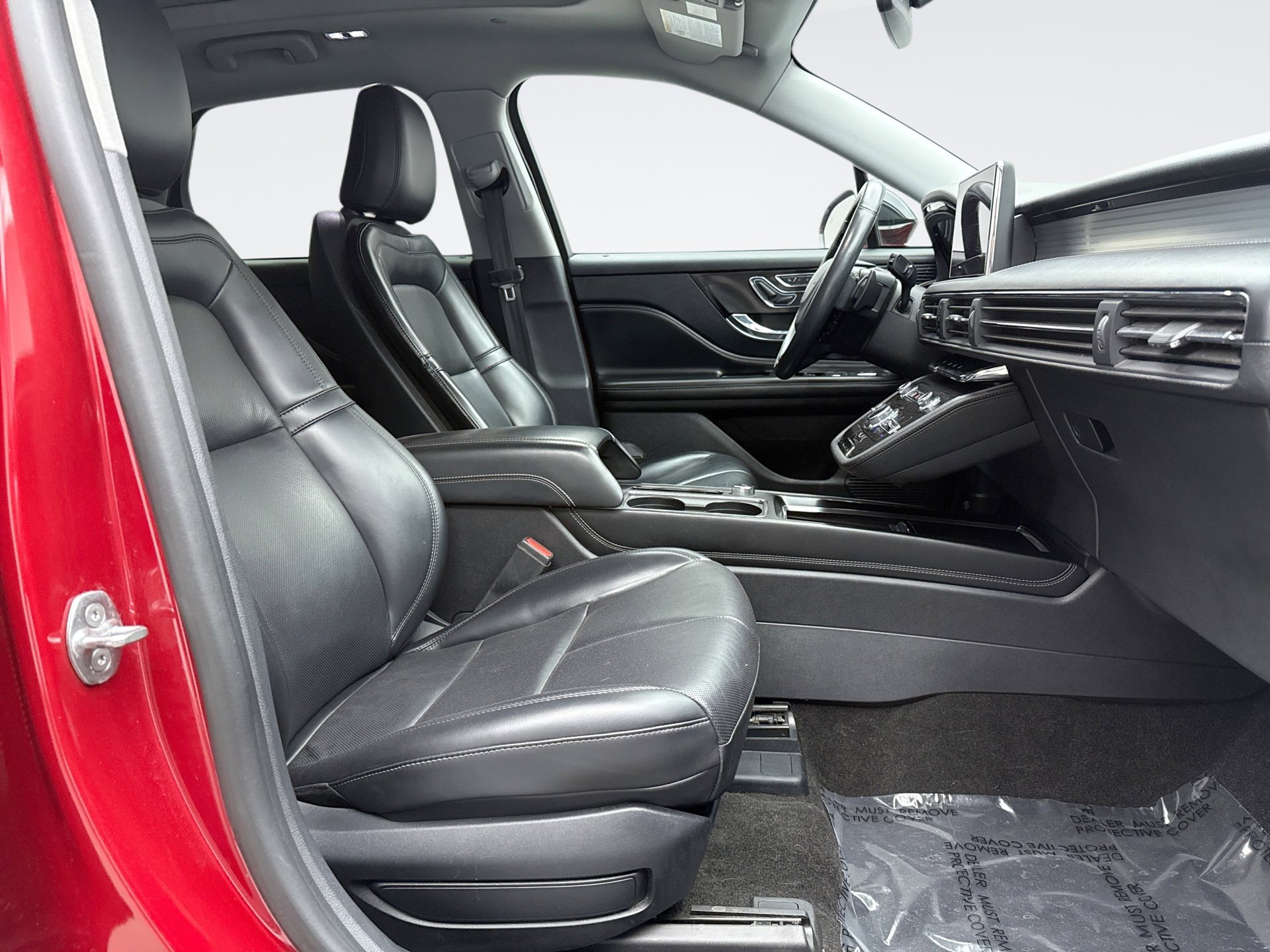 Used 2021 Lincoln Corsair AWD w/ Premium Package image 17