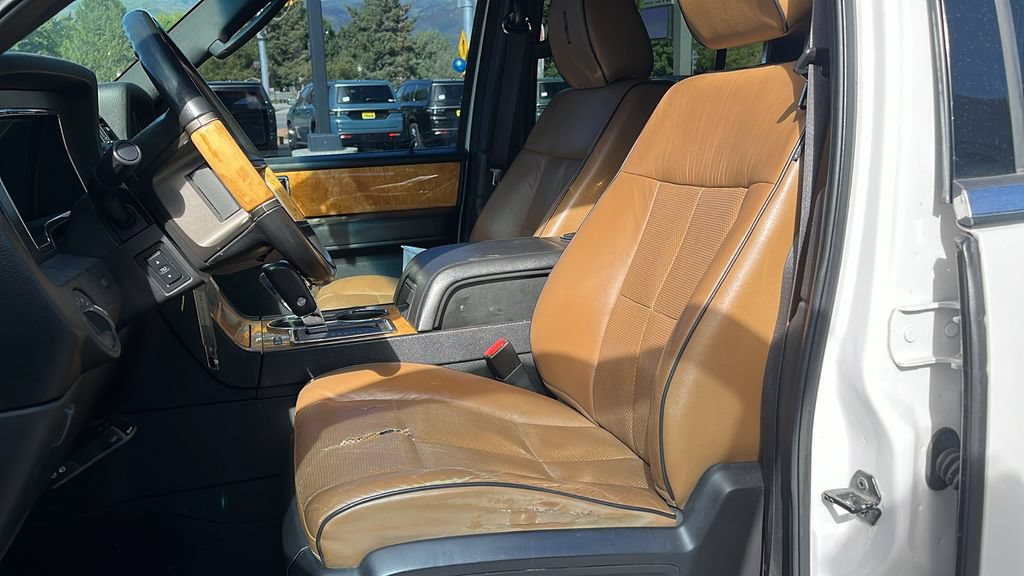 Used 2011 Lincoln Navigator 4WD w/ 101A Rapid Spec Order Code image 10