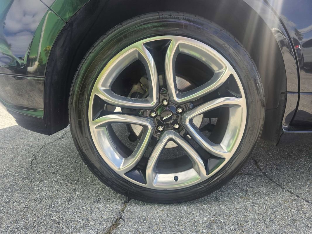 Used 2014 Ford Edge Sport w/ Driver Entry Package FWD image 7