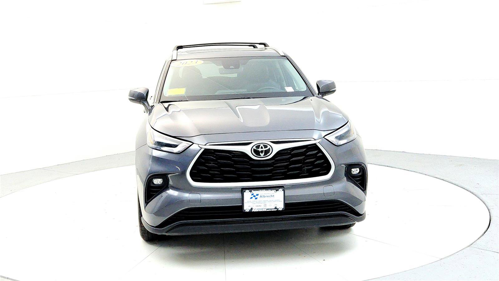 Certified 2023 Toyota Highlander XLE image 8