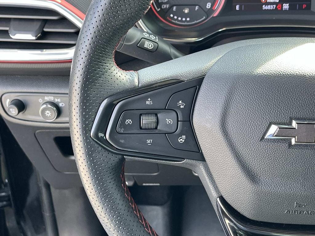 Used 2022 Chevrolet TrailBlazer RS w/ Sun and Liftgate Package image 28